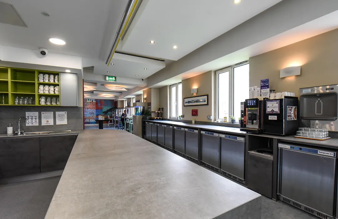 Kinlay Hostel Eyre Square - Best Hostel In Ireland 2025-1